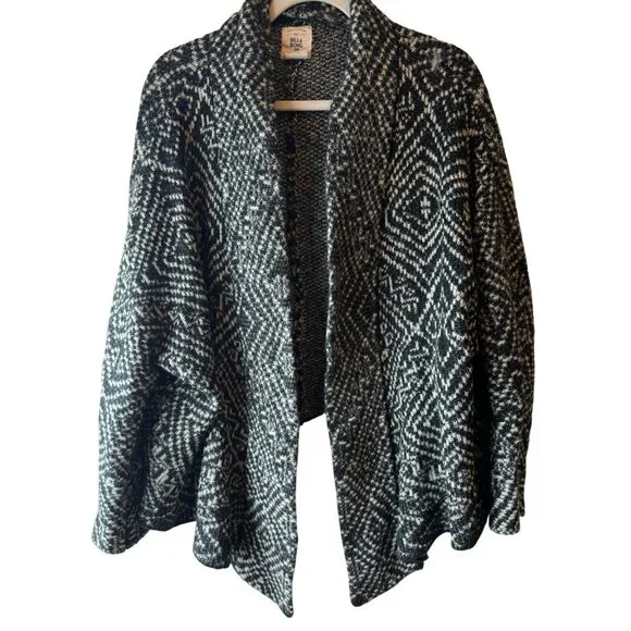 Billabong Womens Large Open Front Cardigan Black White Acrylic Geometric Pattern - Picture 1 of 8